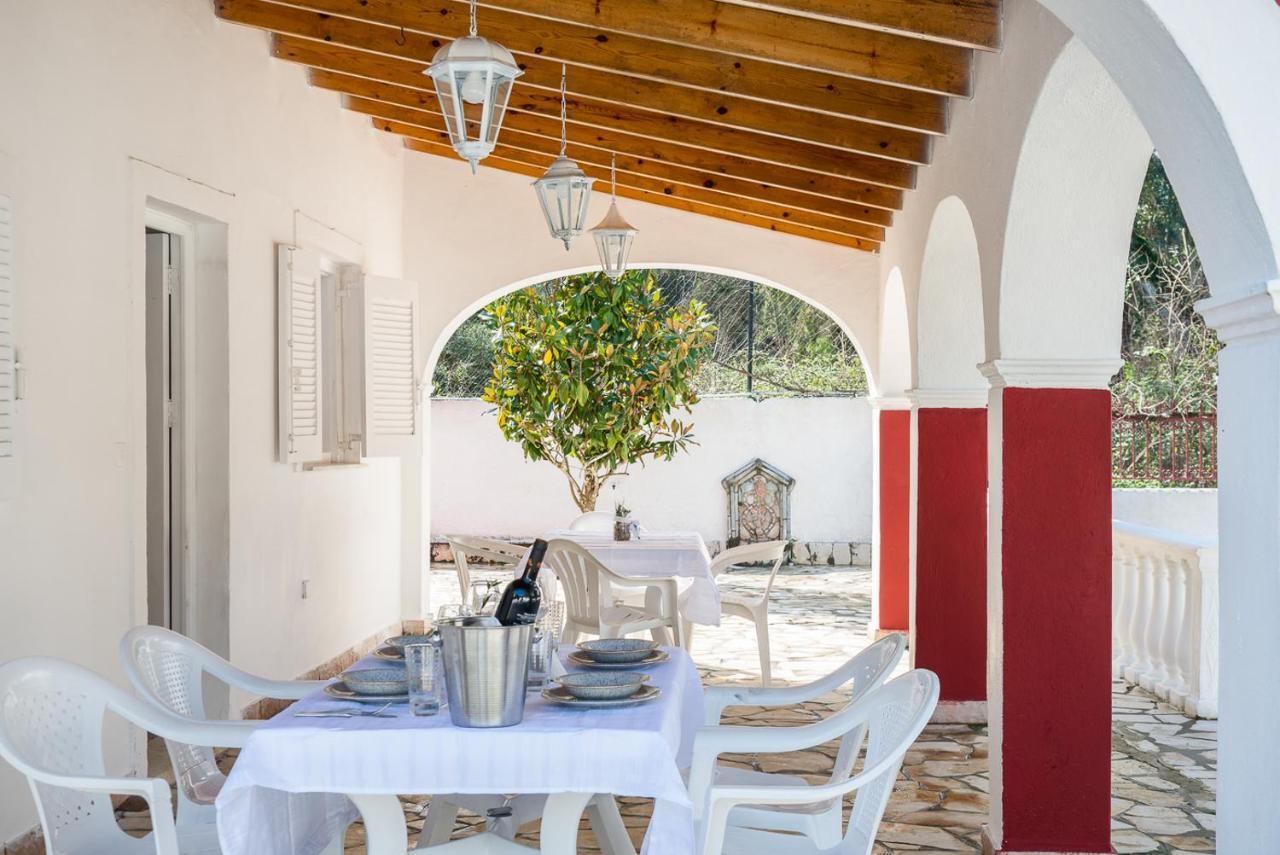Merlyn Rooms Into The Nature, 100M From The Beach Dafnila Exteriér fotografie